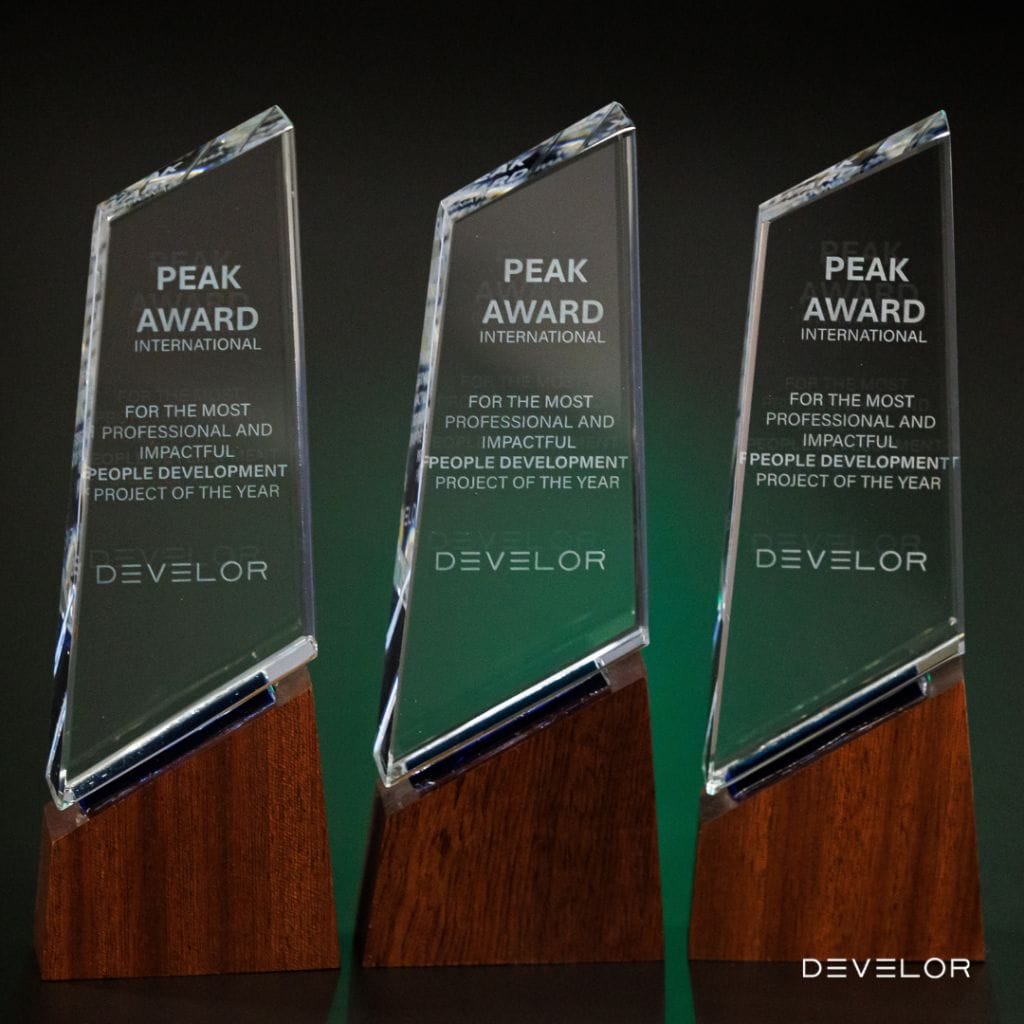 peak award develor corporate trainings 01
